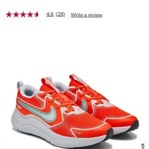 Nike cosmic runner, bright crimson, dusty cactus states that it’s 7Y